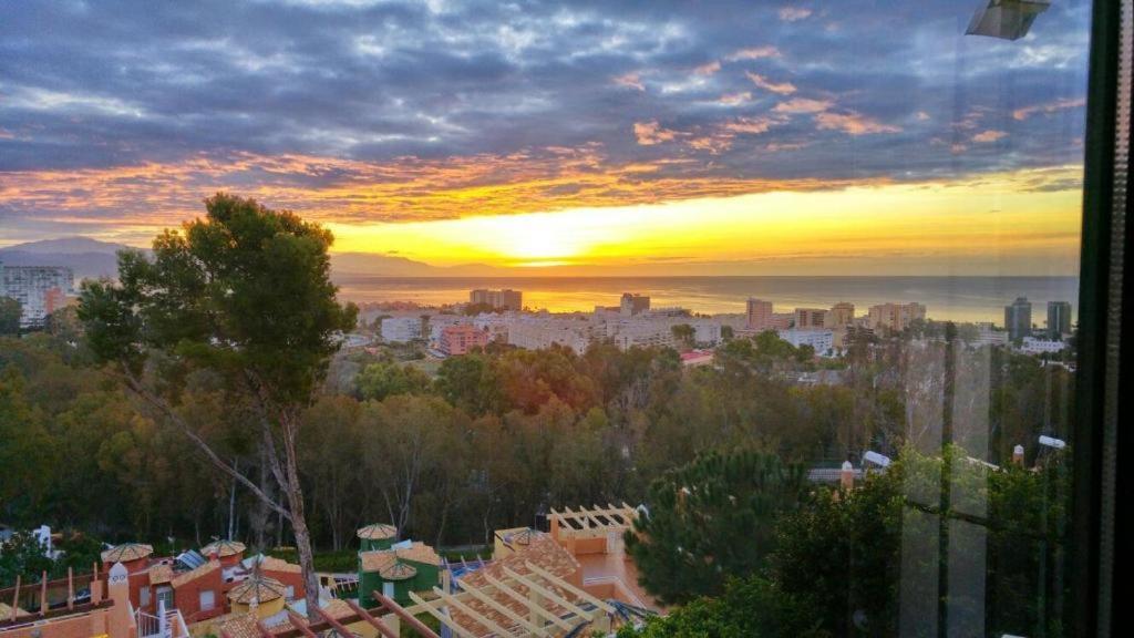 Pinar Suites Habitaciones Torremolinos Eksteriør bilde
