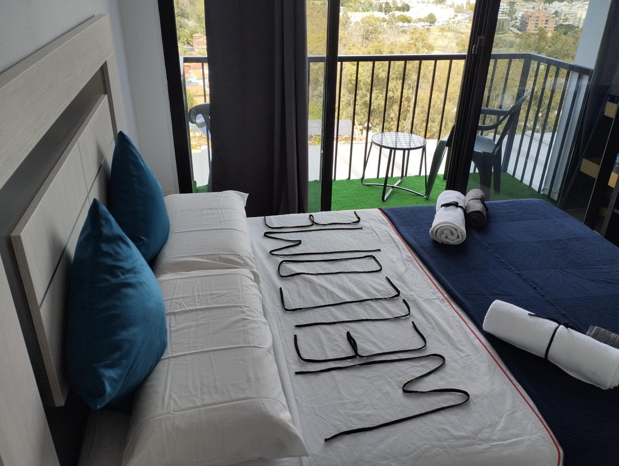 Pinar Suites Habitaciones Torremolinos Eksteriør bilde