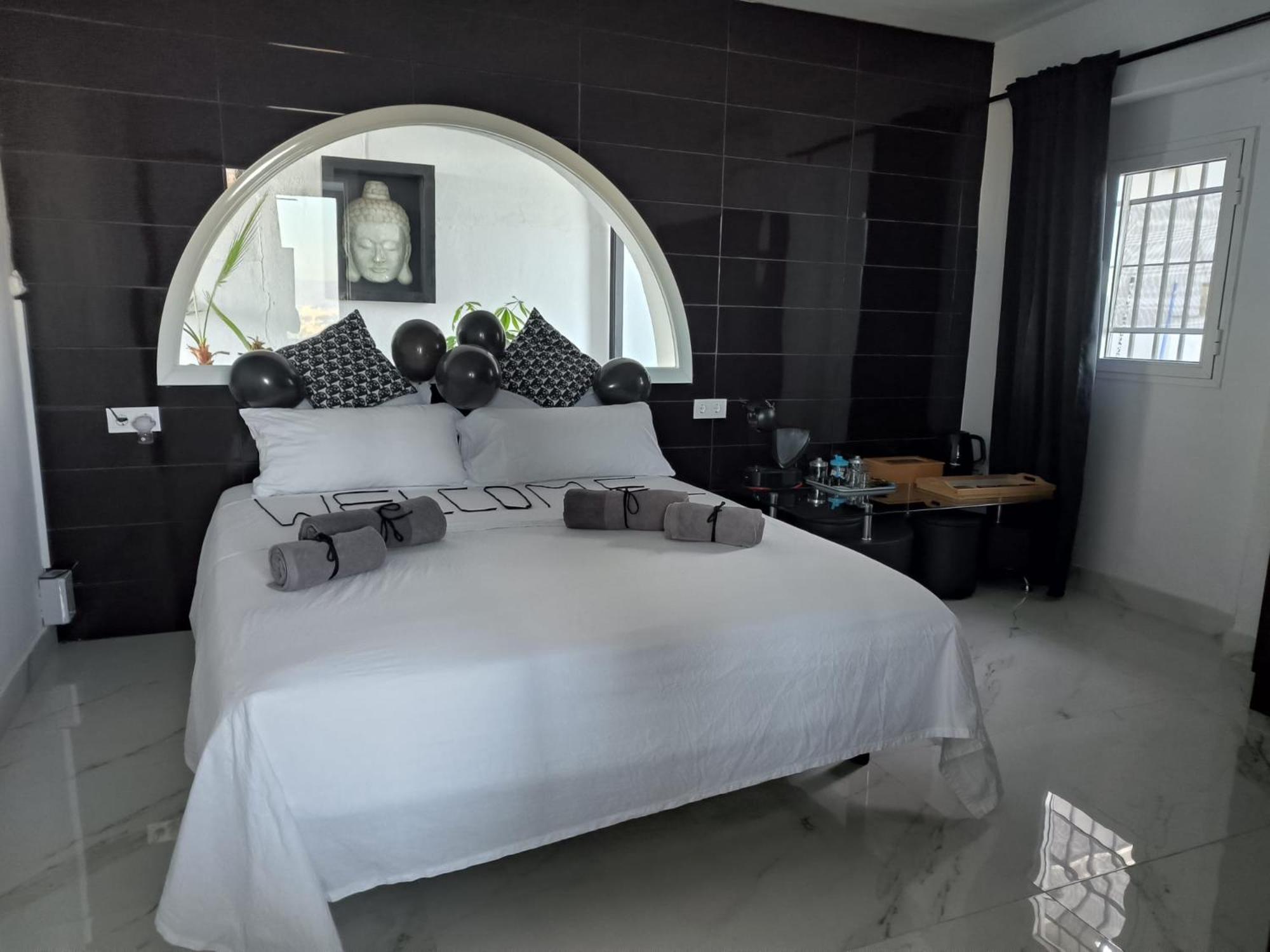 Pinar Suites Habitaciones Torremolinos Eksteriør bilde