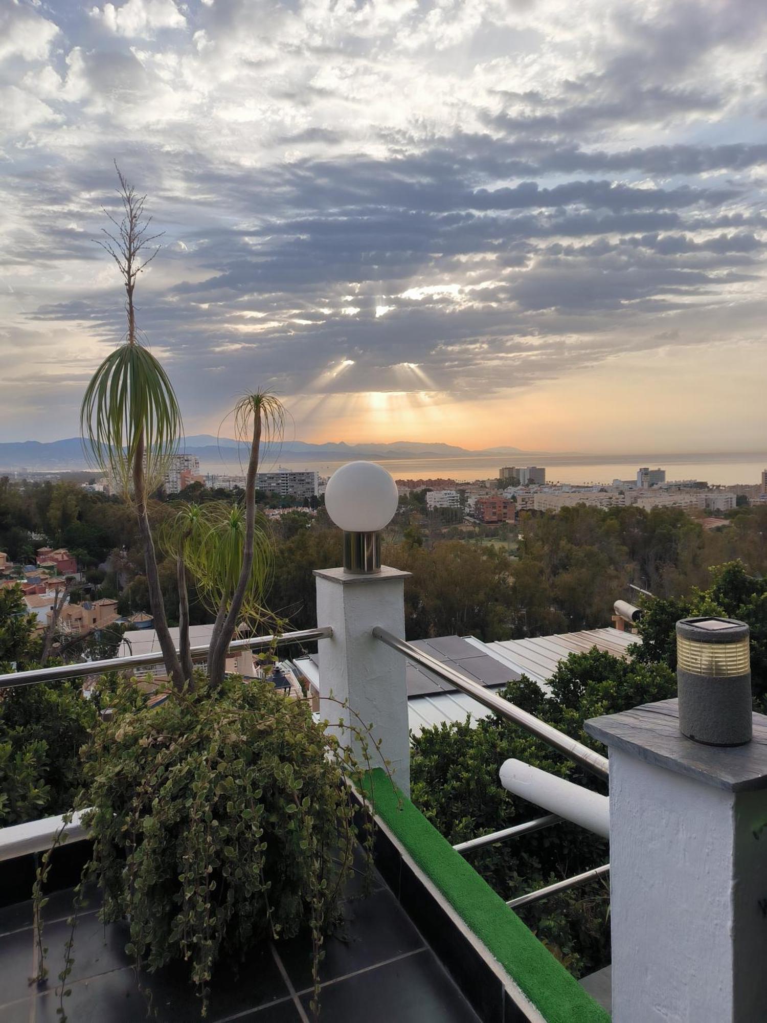 Pinar Suites Habitaciones Torremolinos Eksteriør bilde